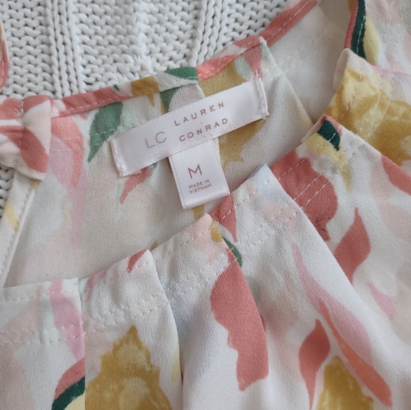 Lauren Conrad White Floral Cap-Sleeved Dress with Tie Accent on the Back Sz. M - Picture 3 of 4